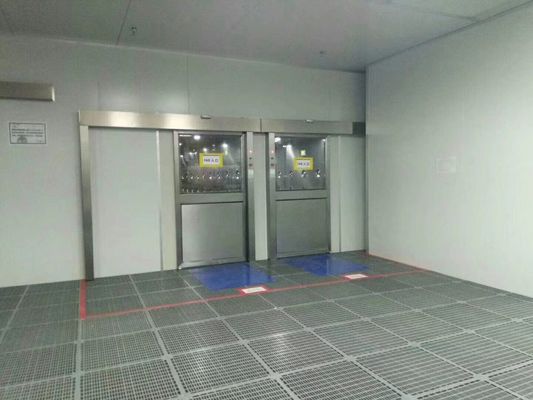 Prodotti industriali doccia d'aria con porte scorrevoli automatiche ventilatore da 1500W filtro HEPA da 0,3 μm trasferimento privo di polvere