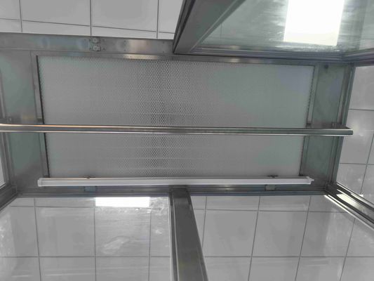 Armadio di vetro in camera pulita con filtrazione HEPA e capacità di 25 persone per lo stoccaggio di abbigliamento in acciaio inossidabile conforme alla norma ISO 14644