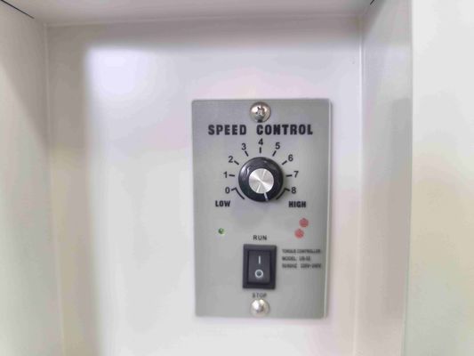 Passbox a tre sezioni con azionamento elettrico e trasportatore integrato