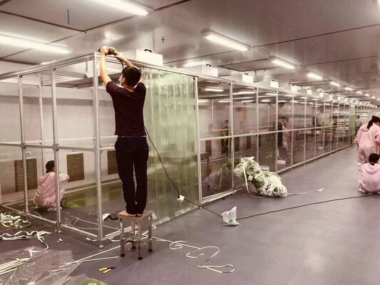 Classe ISO 5 cabina di pulizia con costruzione in alluminio antistatico e controllo del flusso d'aria regolabile